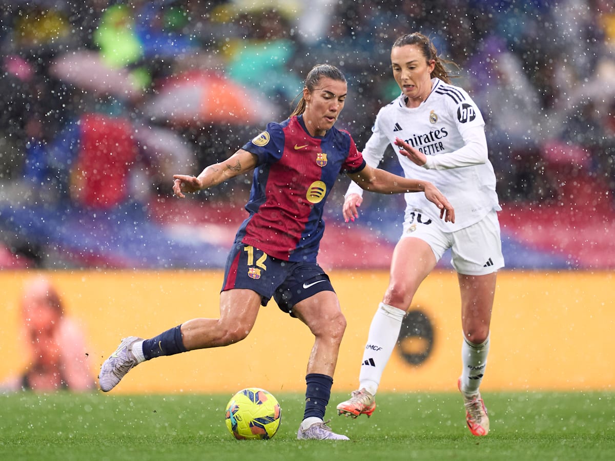 Barcelona vs Real Madrid - Liga F: TV info, prediction, team news and  lineups