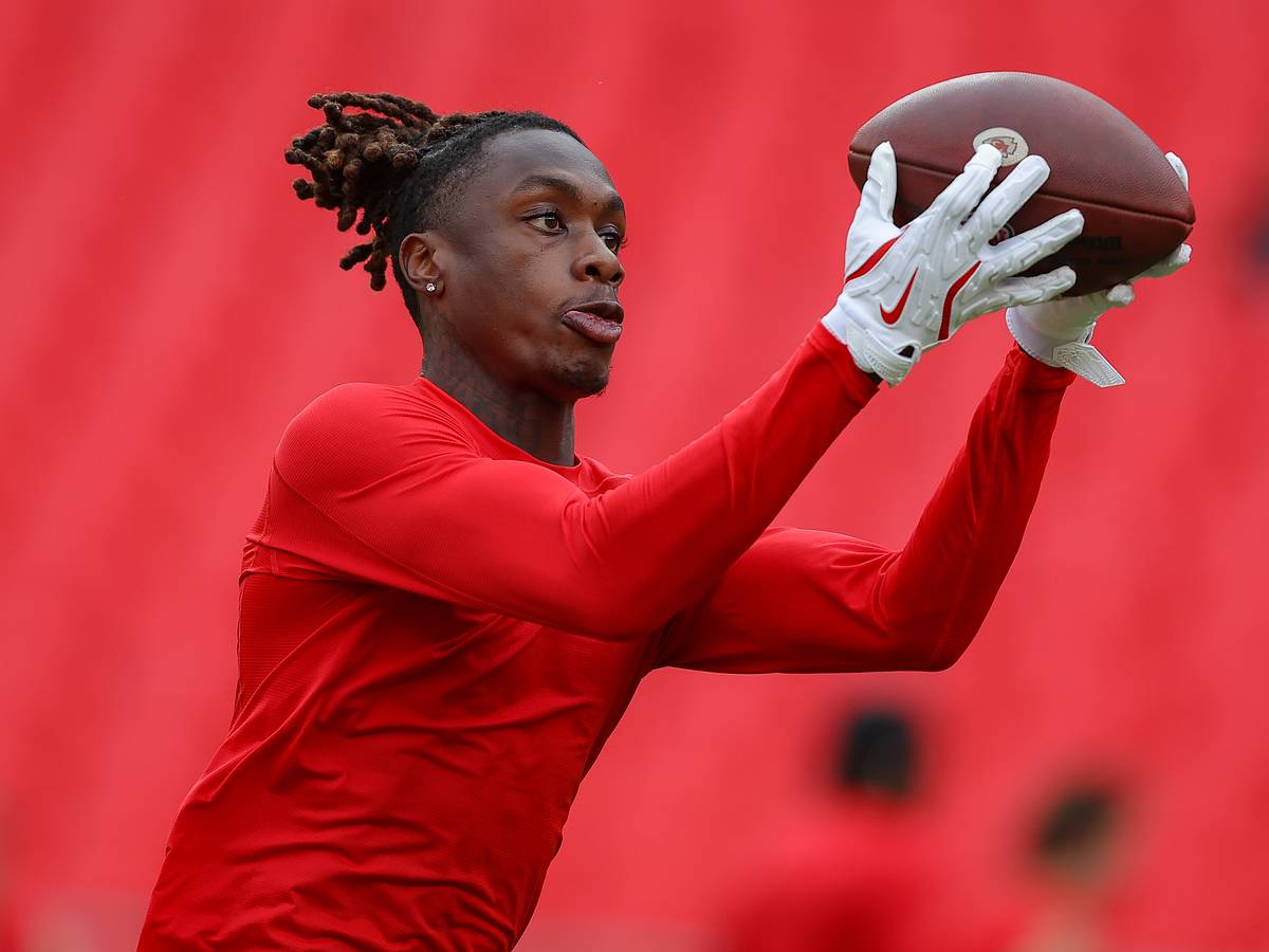 Start or sit? Chiefs weapon has far more upside Week 1 than he will moving forward