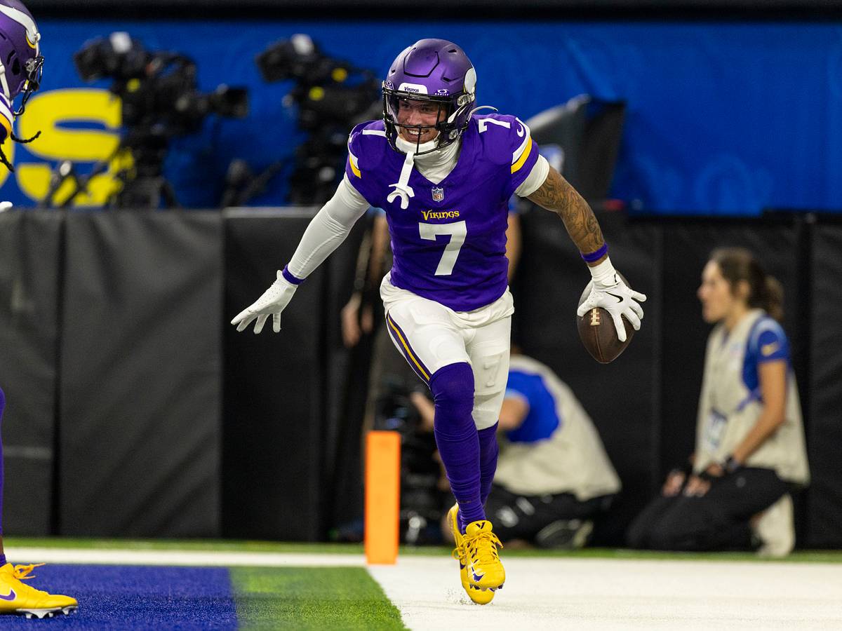 https://images2.minutemediacdn.com/image/upload/c_fill,w_1200,ar_4:3,f_auto,q_auto,g_auto/images/GettyImages/mmsport/229/01jm8nzm6v2ny619gpy0.jpg