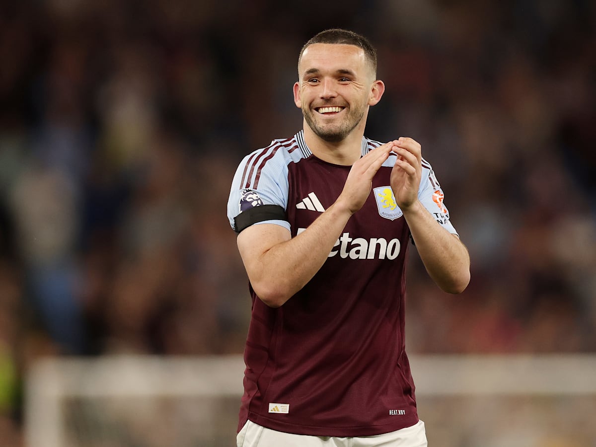 A captivating glimpse- hinting at Bharti Jha's intimate moments