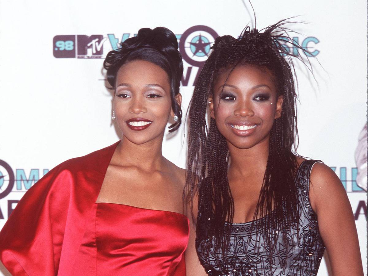 15 R&B songs from the 1990s you forgot about but need to hear again