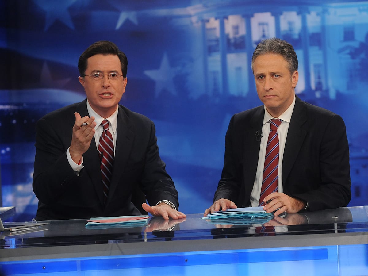 Jon Stewart defends Stephen Colbert, blasts Trump and Paramount: 'I'm not  giving in'
