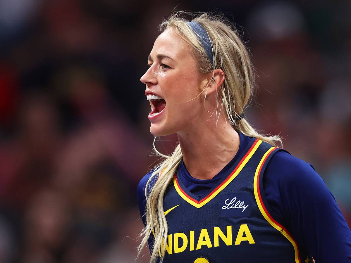 Grading Sophie Cunningham's performance in her debut with the Fever