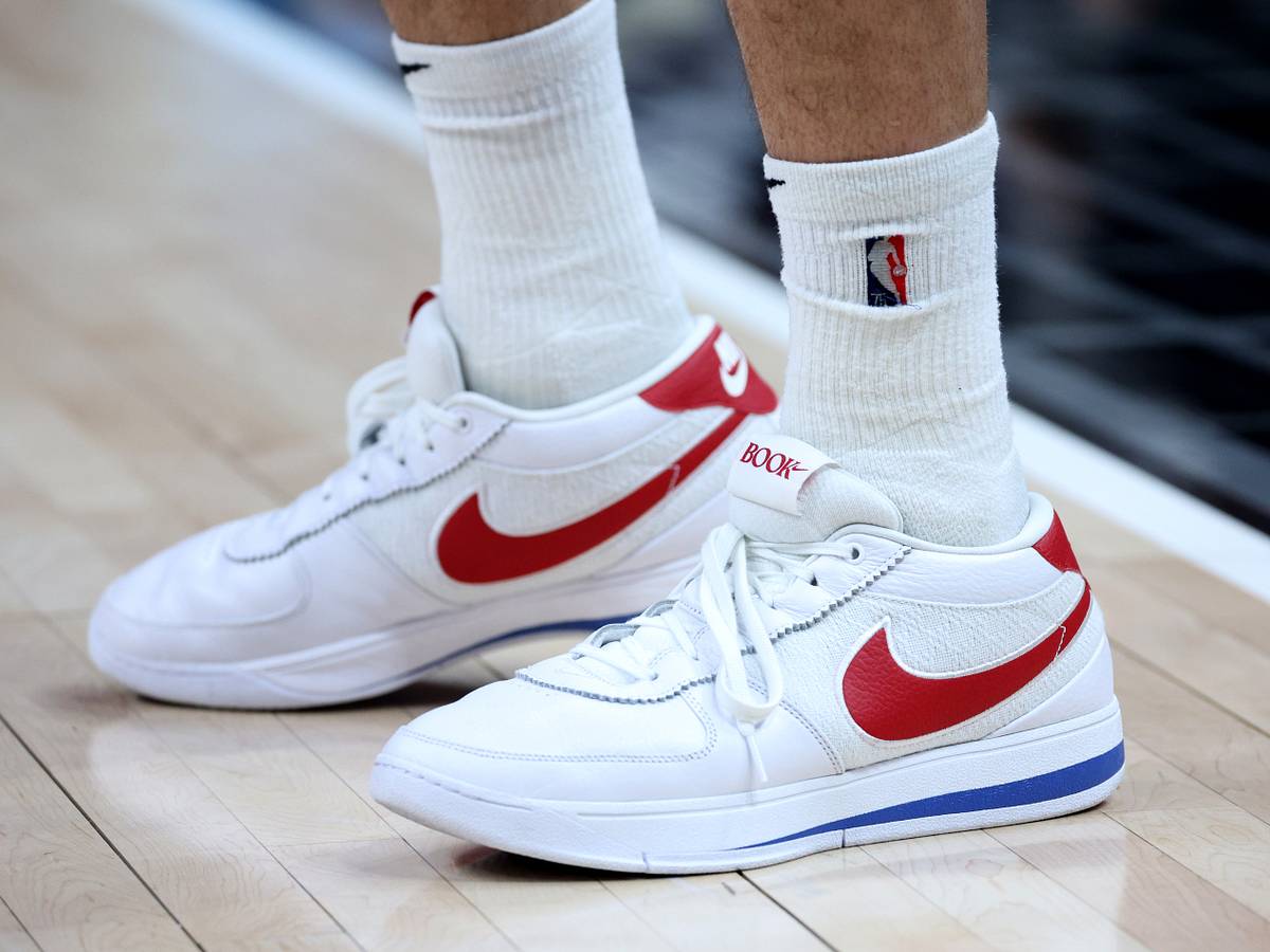 The Nike Book 1 stuns with an iconic 