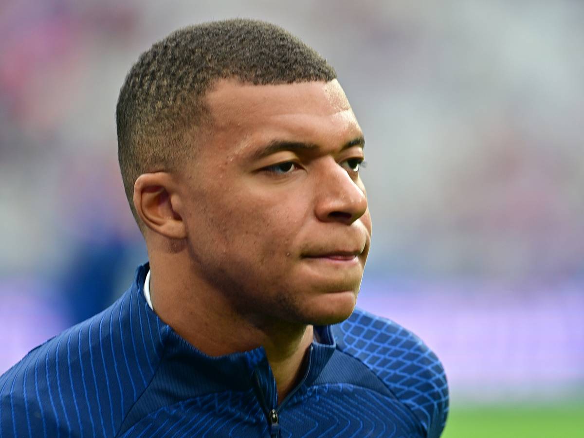 Kylian Mbappe crosses extension deadline, PSG contract ...