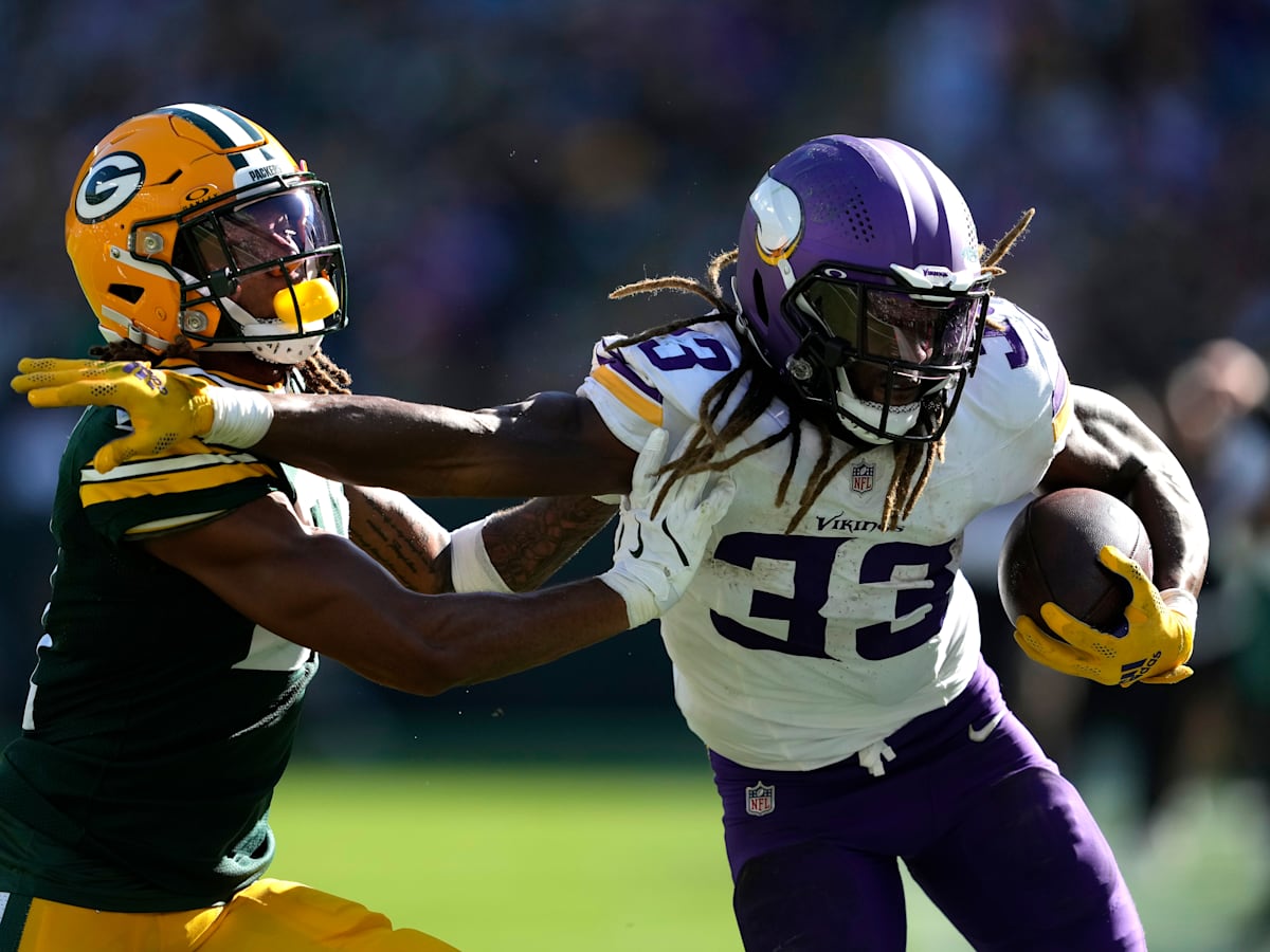 Aaron Jones breaks Packers fans' hearts with postgame celebration