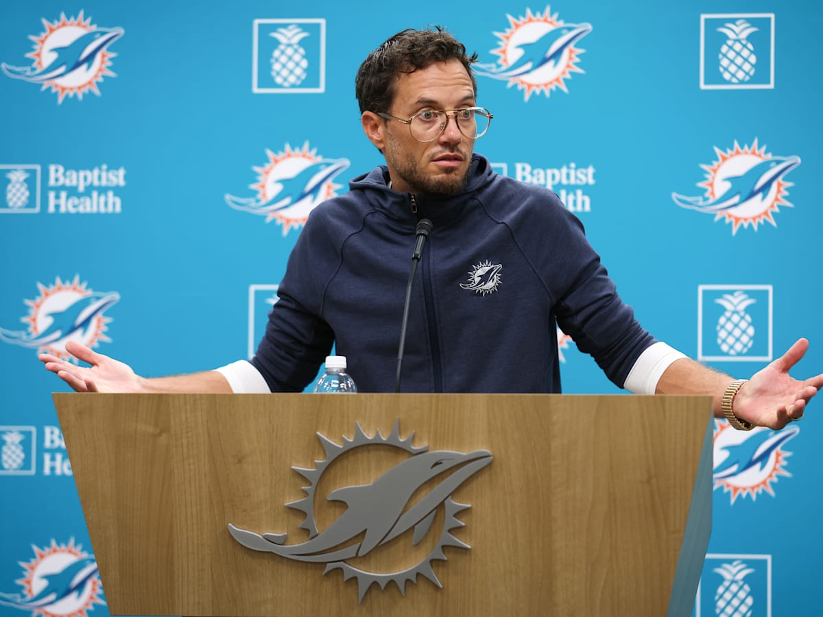 Dolphins fans aren't buying Mike McDaniel's absurd cornerback stance