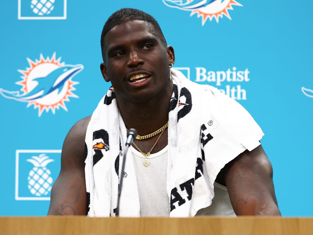 Tyreek Hill says what Dolphins fans desperately needed to hear about CB mess