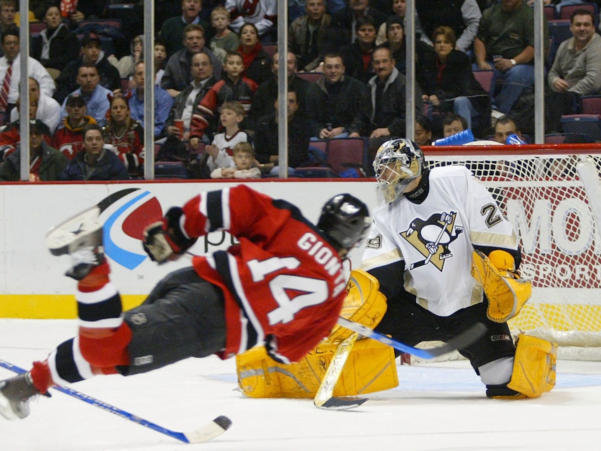 48 days left until New Jersey Devils season 48 goal record by Brian Gionta