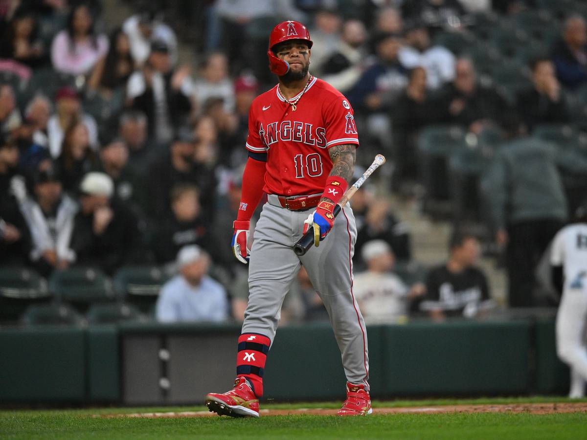 Angels are running out of reasons to keep playing Yoan Moncada