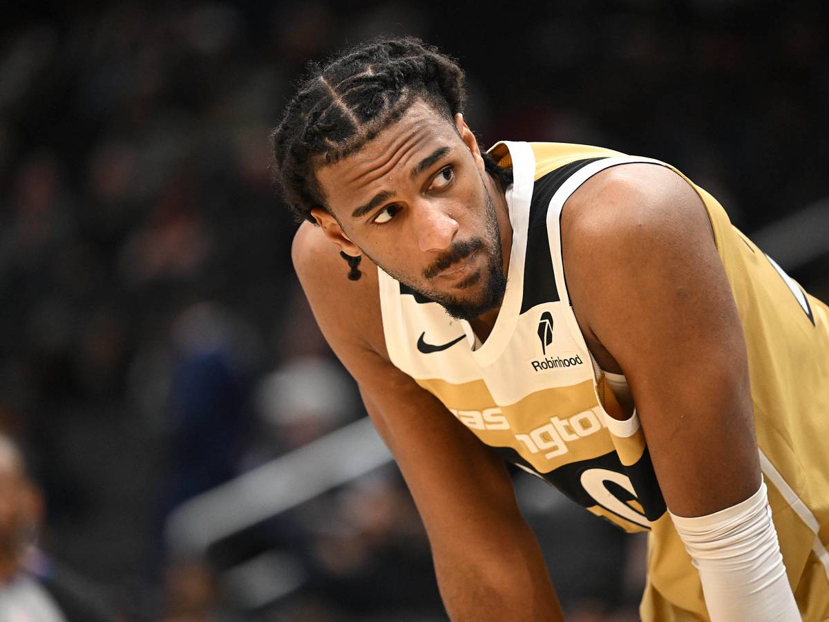 Zach Lowe sounds alarm on how tanking might hurt Wizards' young talent