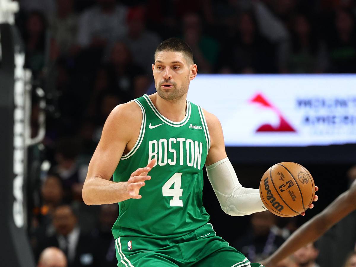 Time is quickly running out for Celtics' center before playoff run begins