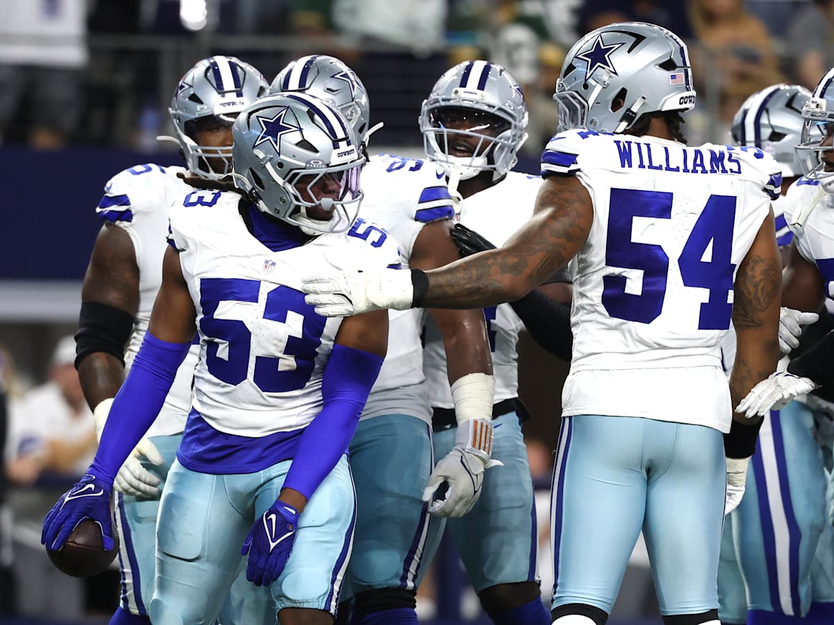 Jadeveon Clowney Immediately Earns More Snaps with Cowboys Debut