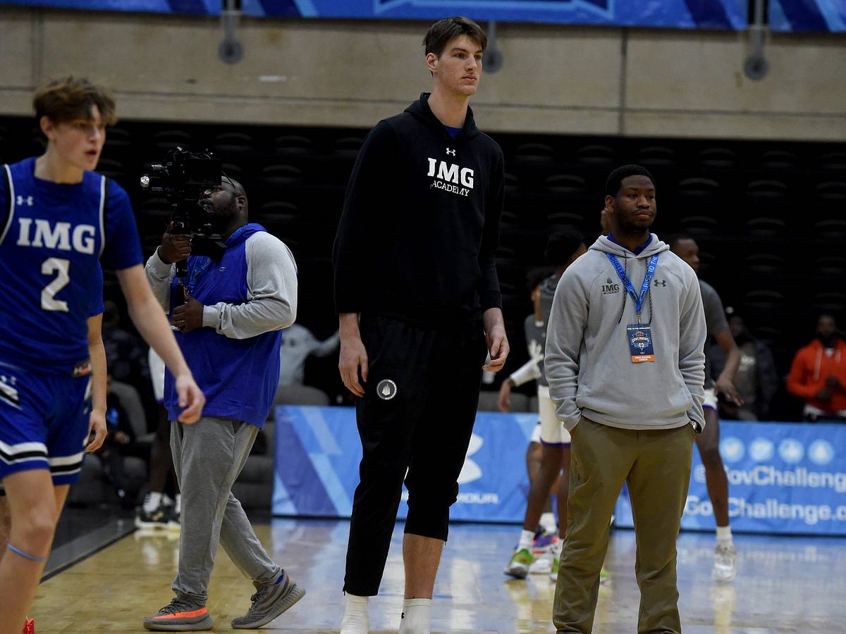 Olivier Rioux had Florida Basketball in the national spotlight