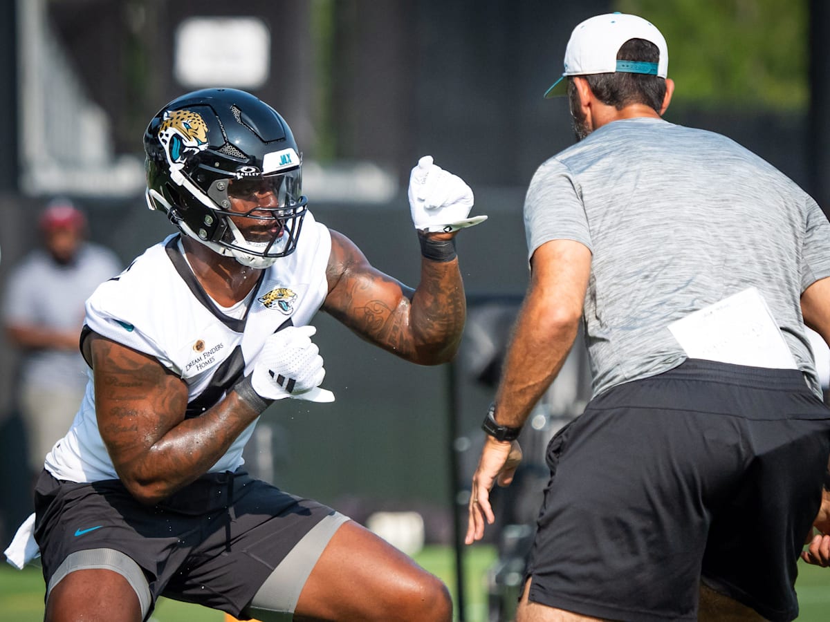 NFL Jacksonville Jaguars ヴィンテージ　革ジャン NFL Jacksonville Jaguars ヴィンテージ 革ジャン