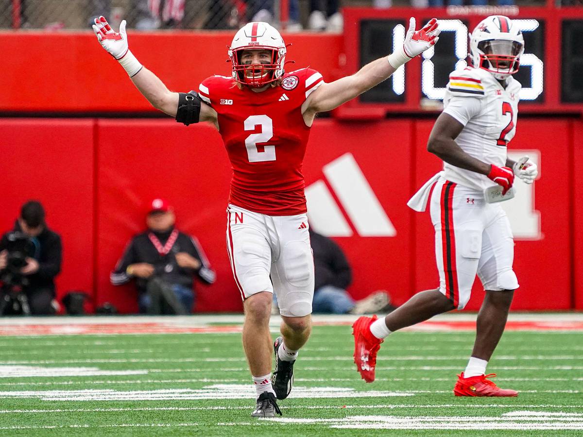 Nebraska Football's Isaac Gifford Named to Wuerffel Trophy Watch List