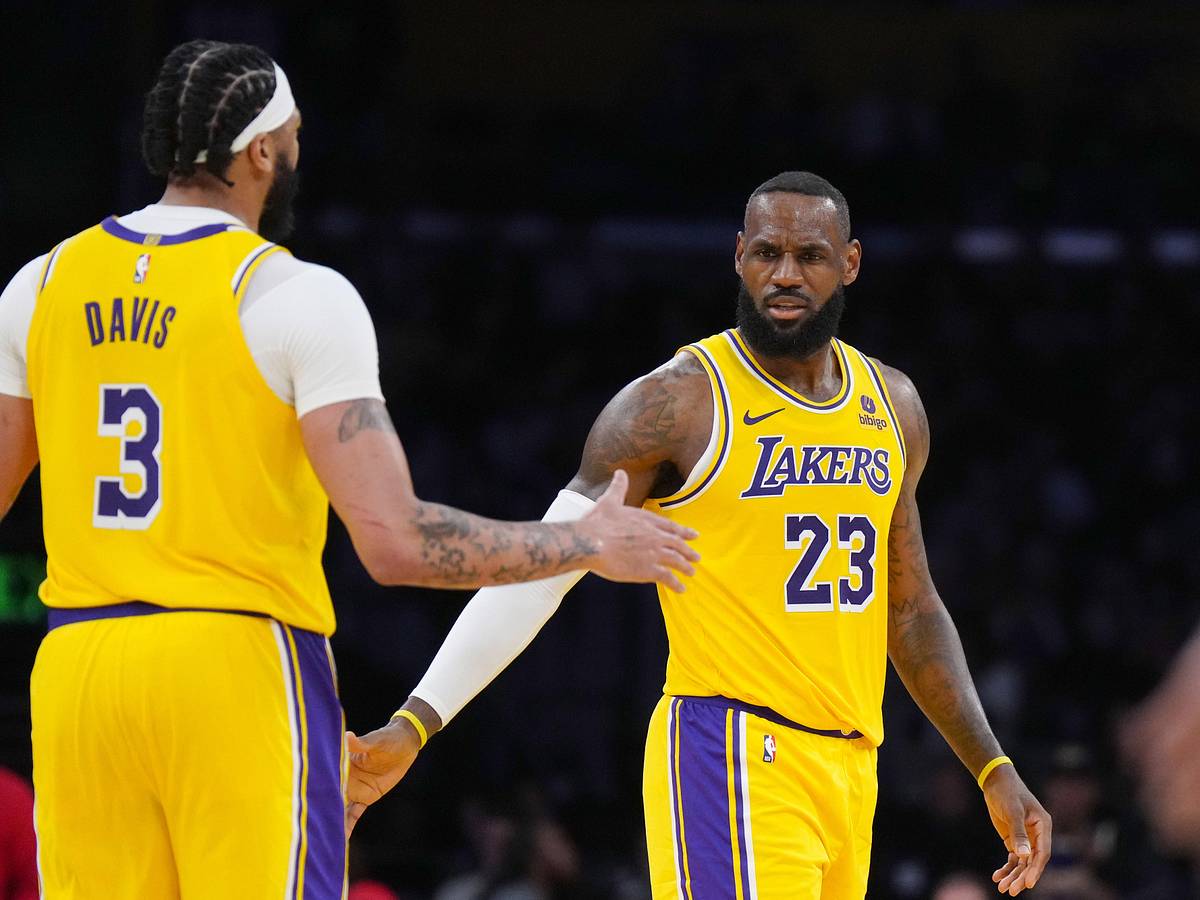 Lakers News: Ex-Comrade Picks Best Hall of Fame LeBron James Teammate