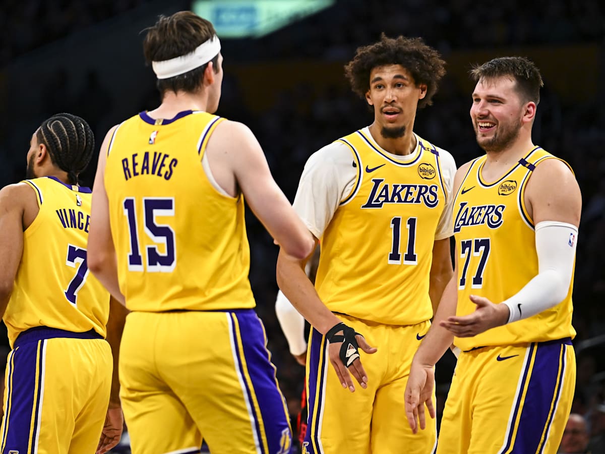 Lakers Star in Line for $100 Million-Plus Contract Next Year, Says Expert