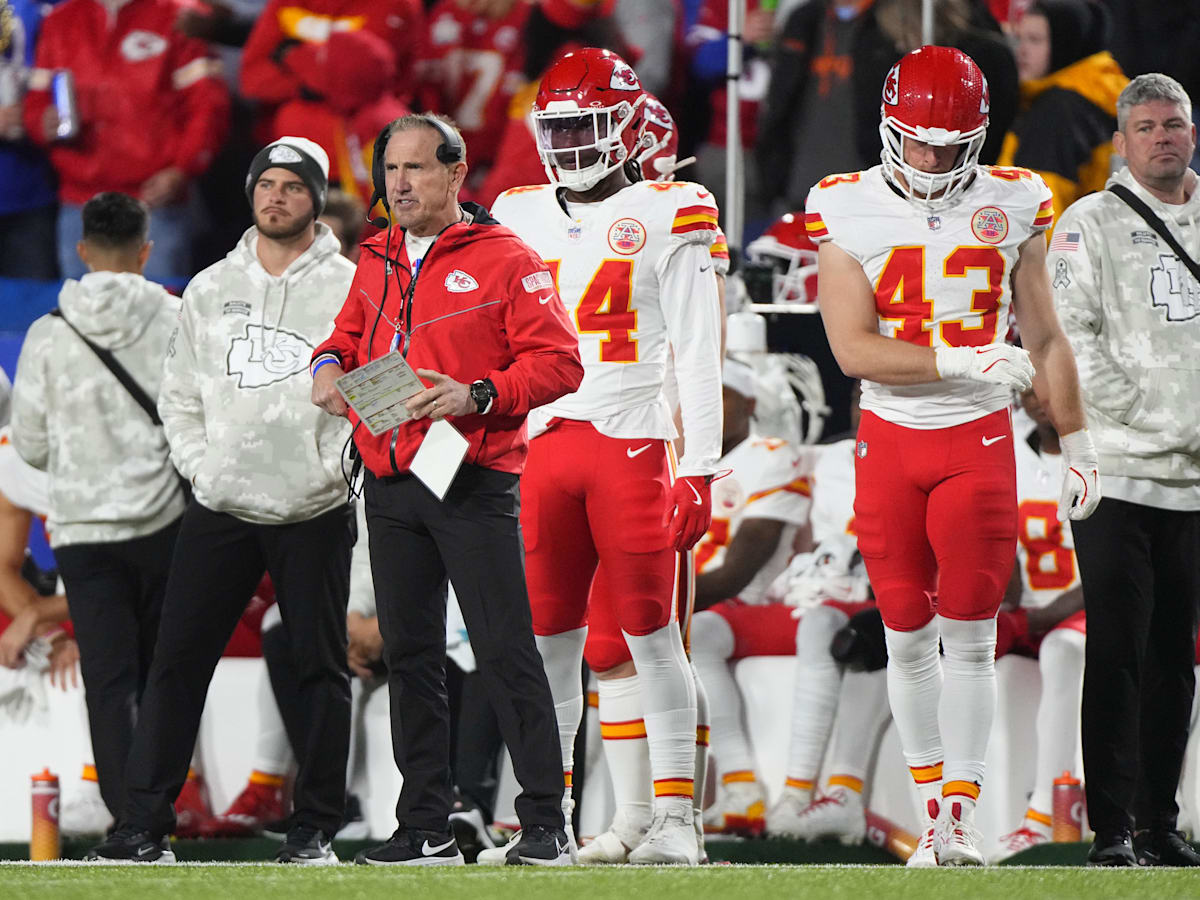 Steve Spagnuolo Doubles Down on Chiefs' Fluidity at CB, Fielding 'Best 11' Players
