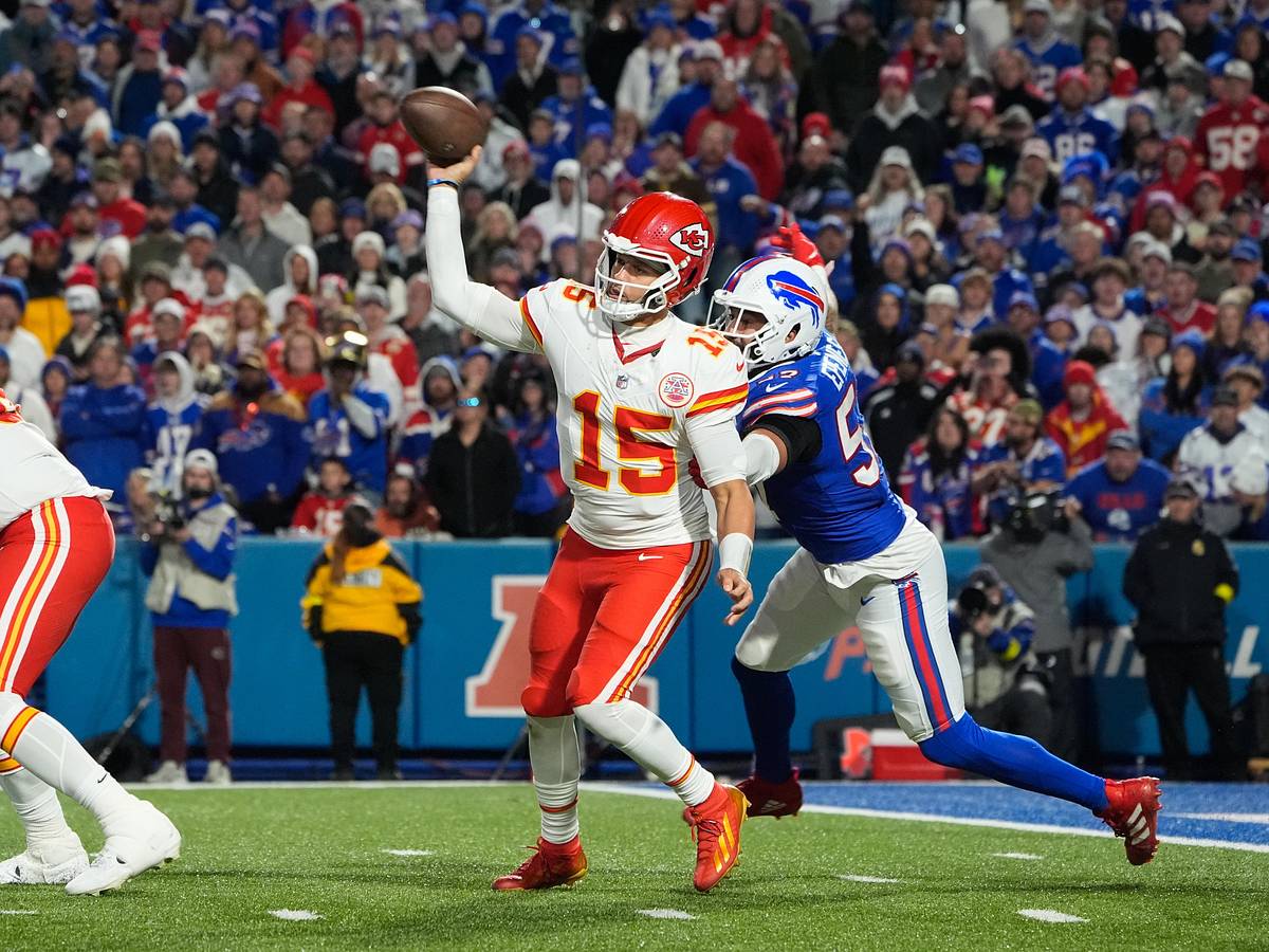 The Chiefs Need Patrick Mahomes to Return to MVP Form