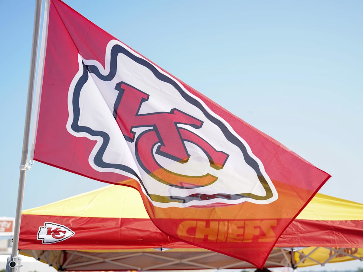 Dưới đây là thông tin chi tiết về 2 ứng cử viên cuối cùng cho sân vận động trị giá 3 tỷ đô la của Chiefs.