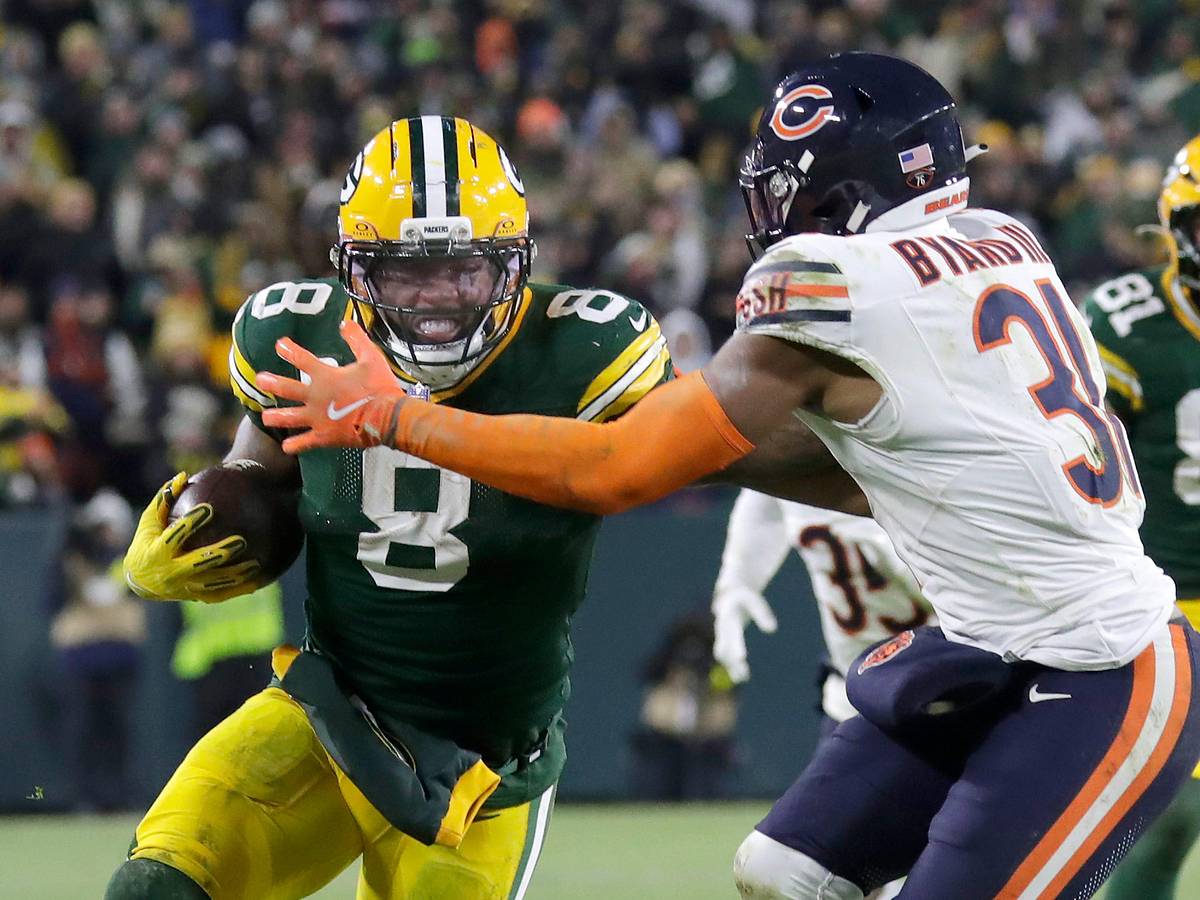 Chicago Bears and Green Bay Packers for Week 16: Who wins and why