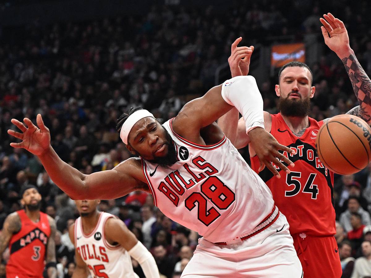 Local & National Media Give Scathing Reviews of Chicago Bulls