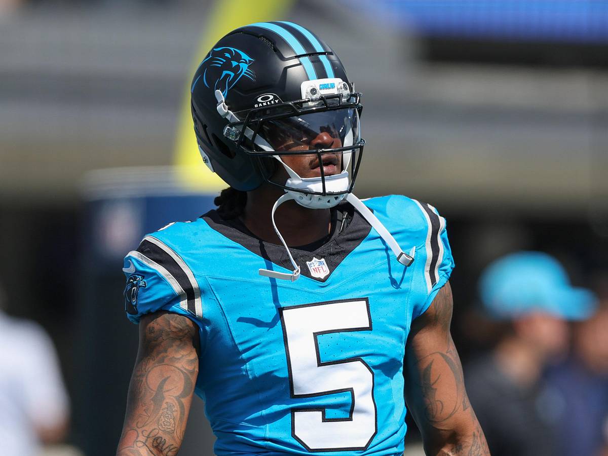 Best Week 6 DFS Bargains Featuring Rico Dowdle & Jakobi Meyers