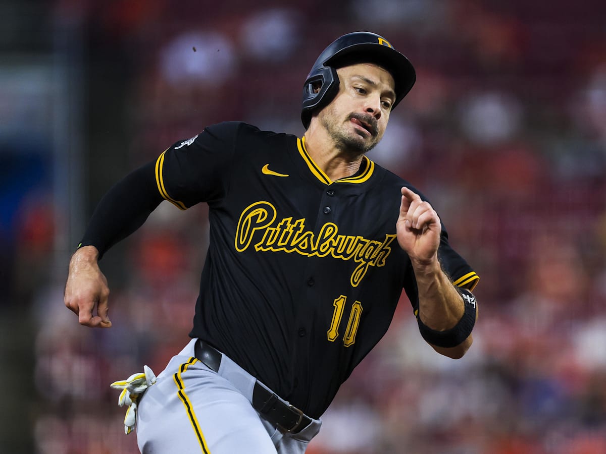 MLB Mock Trade: Royals Acquire All-Star Outfielder Bryan Reynolds