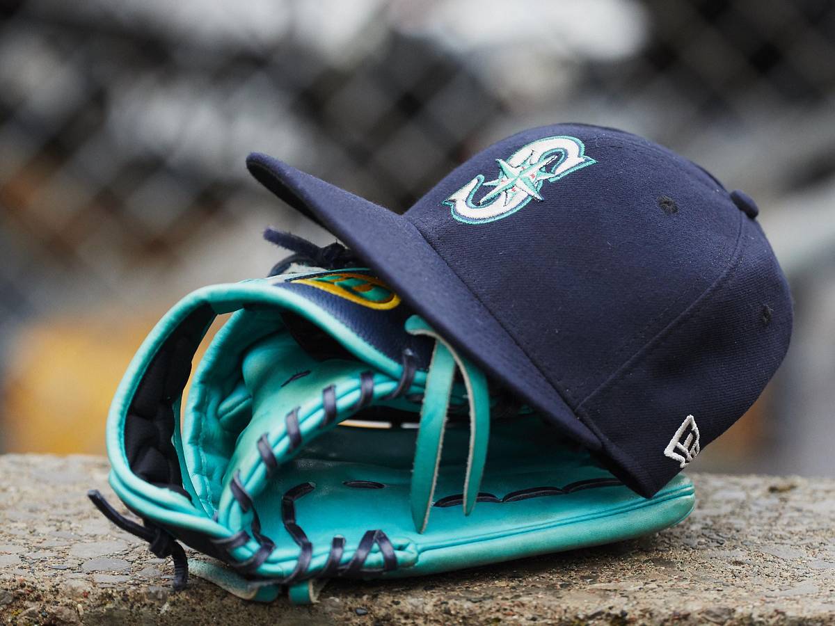Mariners Acquire 27-Year-Old Flamethrower From Reds