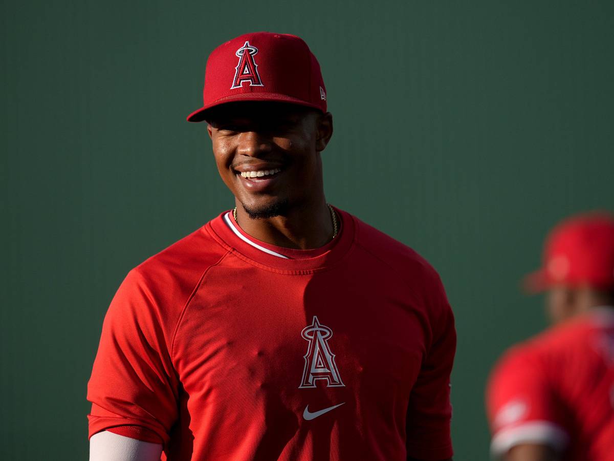 Angels Manager Breaks Silence on Kyren Paris Decision