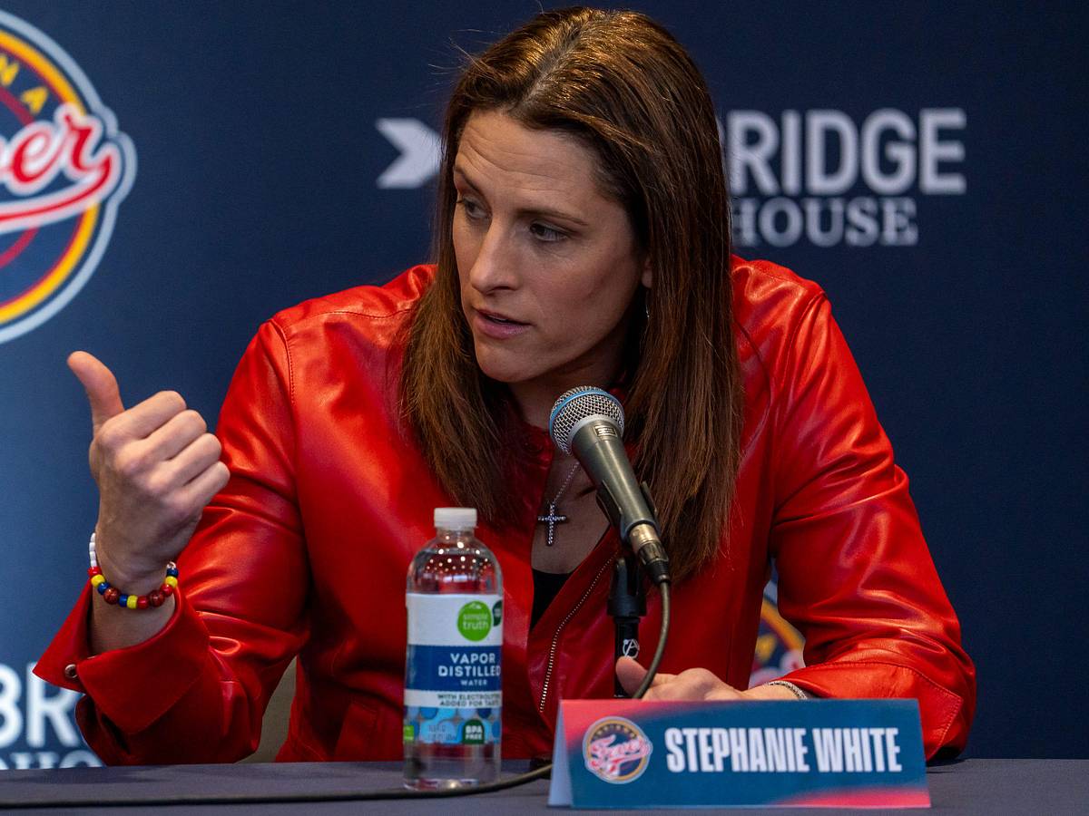 Stephanie White Calls Out 'Soft', 'Sloppy' Fever Performance Against Dream