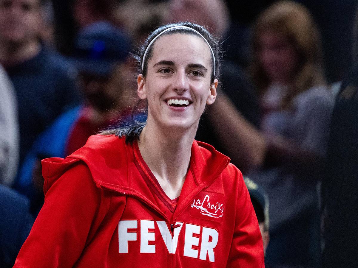 Caitlin Clark Honors DeWanna Bonner With Honest 8-Word Message