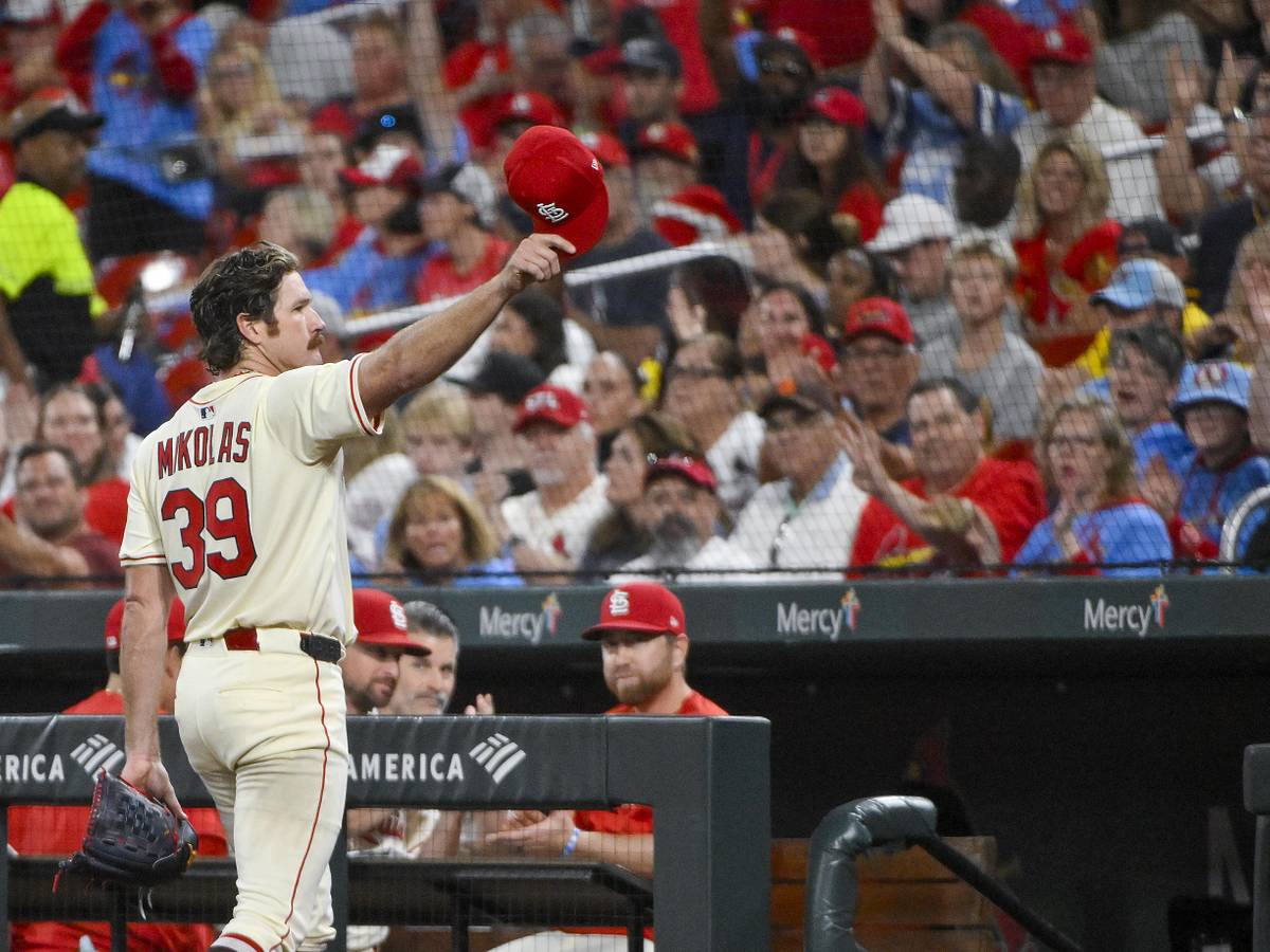 Longtime Cardinals Star Miles Mikolas Reportedly Joining New NL Team