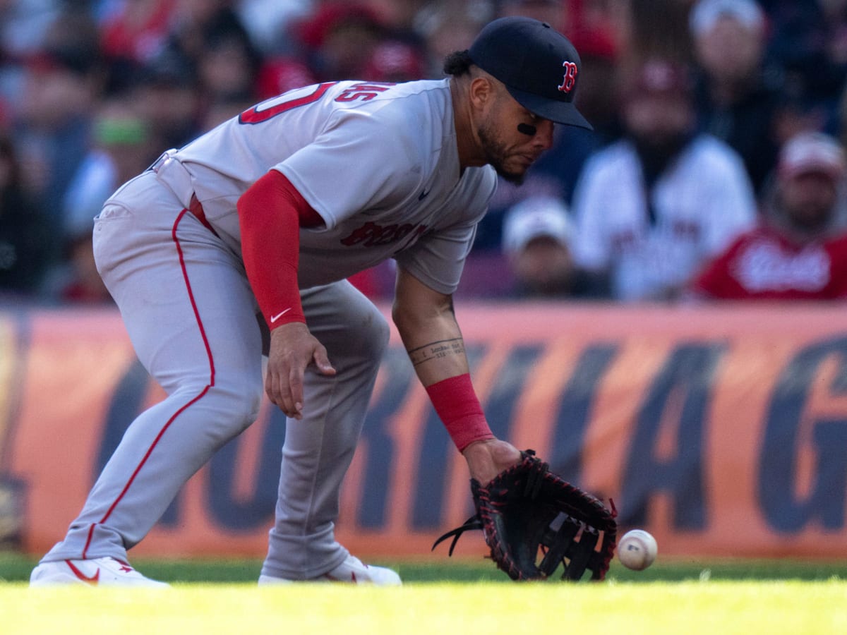Why Cardinals Will Miss Willson Contreras Most After Offseason Trades
