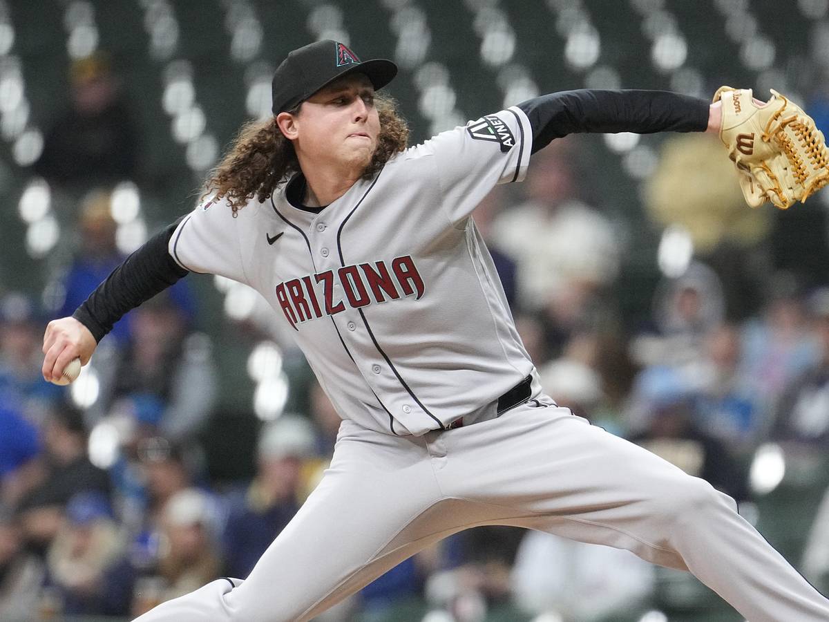 D-backs Send Struggling Reliever to AAA in Latest Roster Move