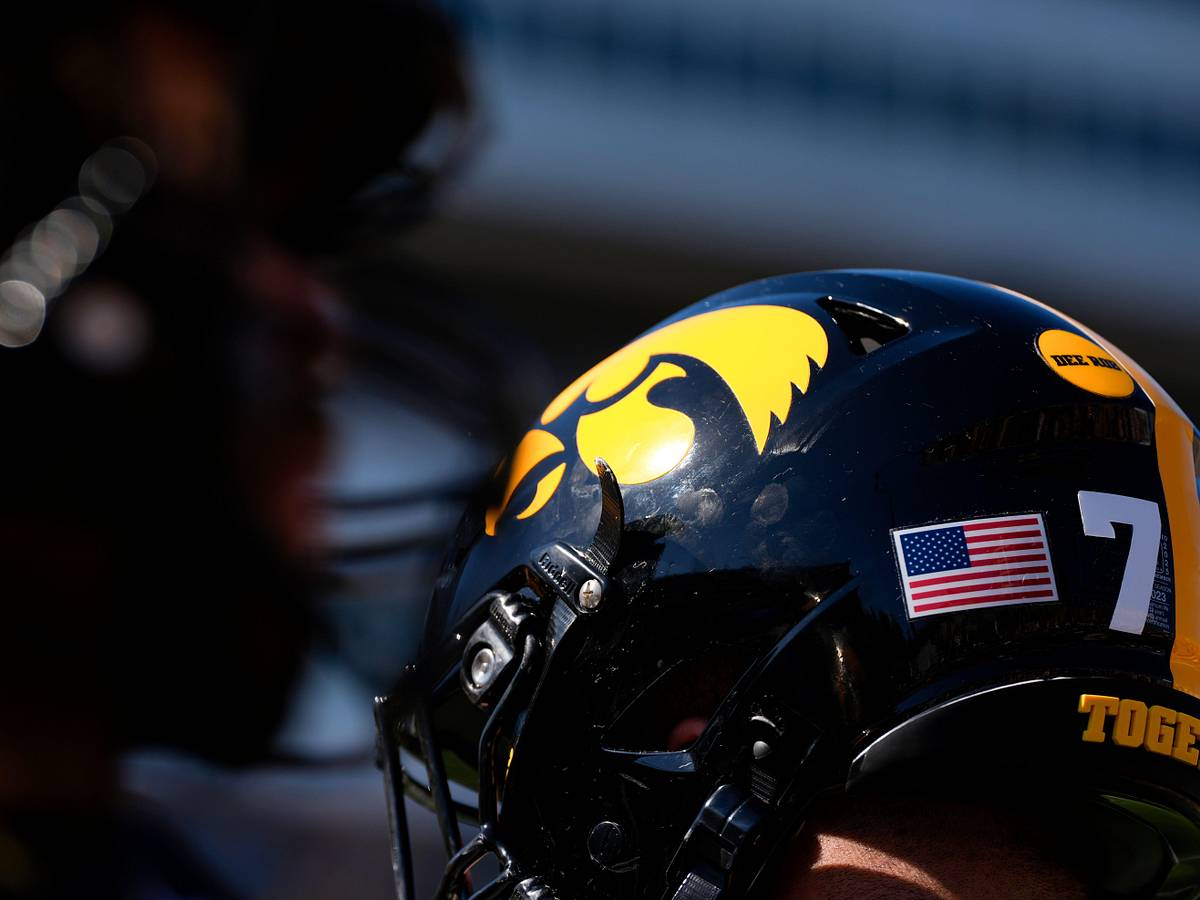 change in iowa hawkeye football helmet Mid-Size SpeedFlex this mid Iowa Announces Two Non-Conference Opponents