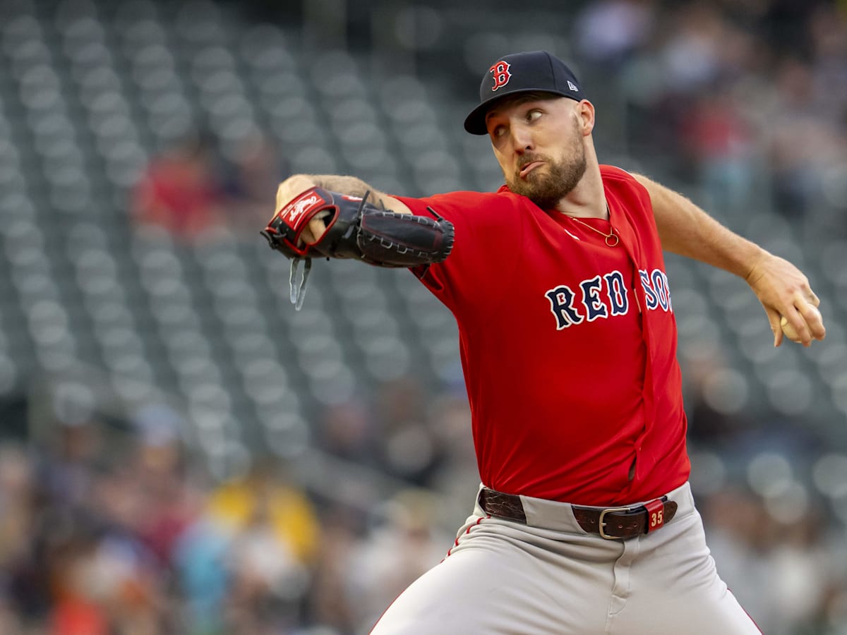 Garrett Crochet Injury Opens Door for 6'6'' Red Sox Fireballer