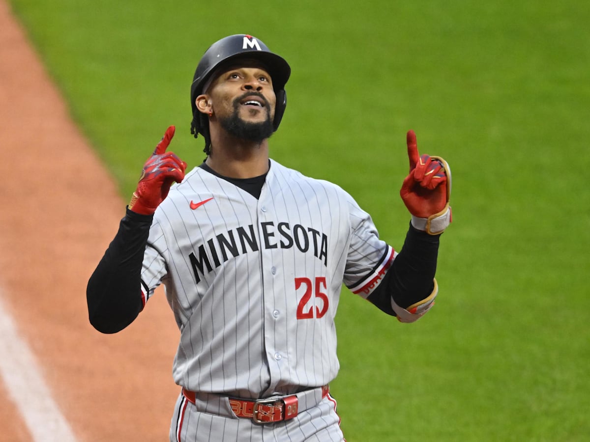 In Extras, Twins Somehow Find a Way to Win a Wild One in Cleveland