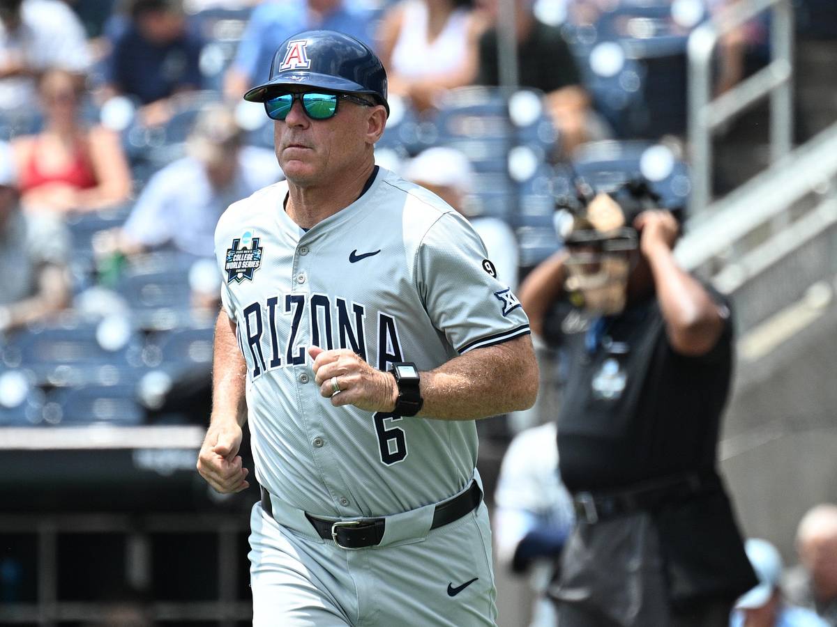 Arizona Struggles Through College Baseball's Opening Weekend