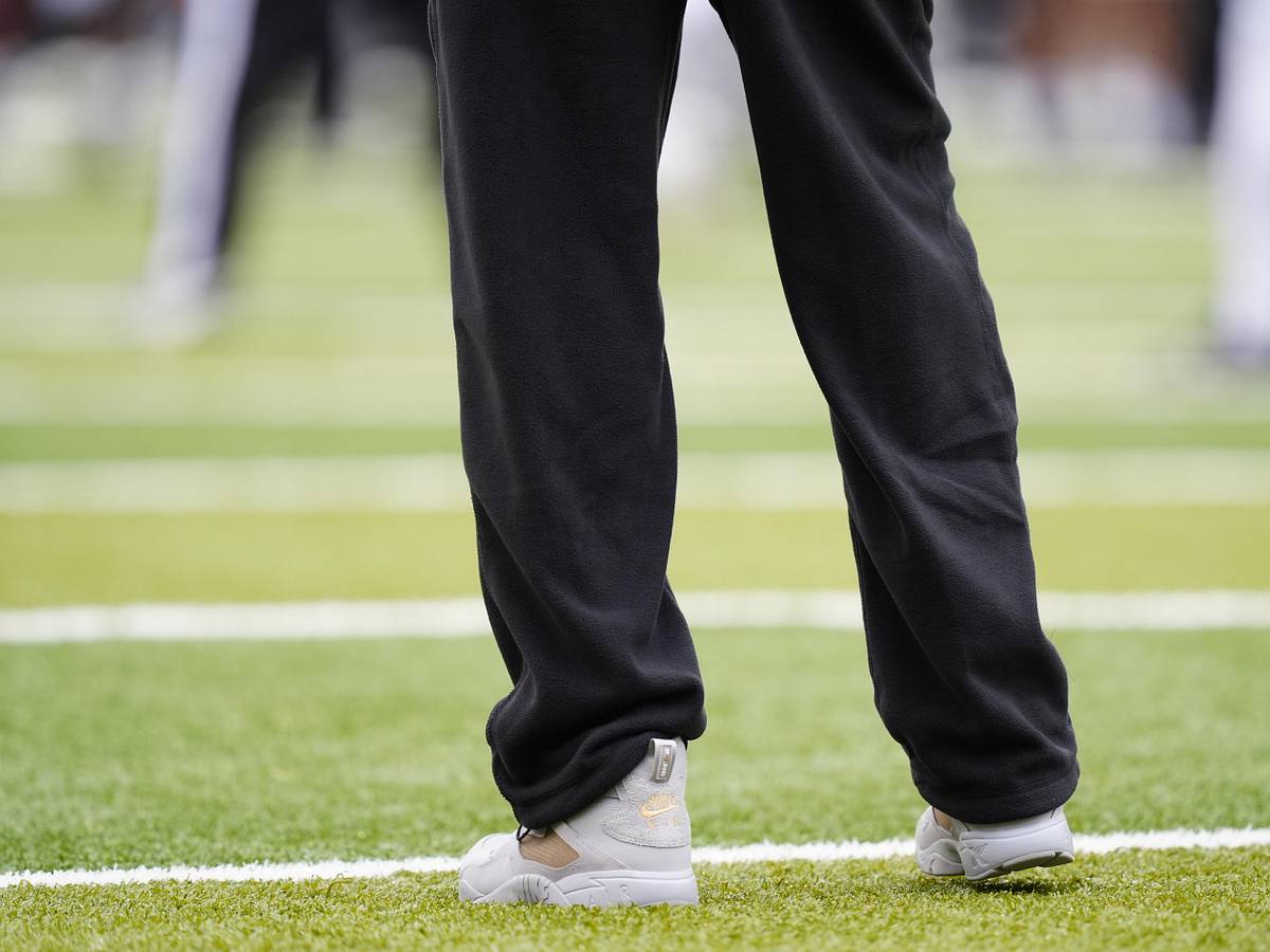 Deion Sanders Wears Nike 
