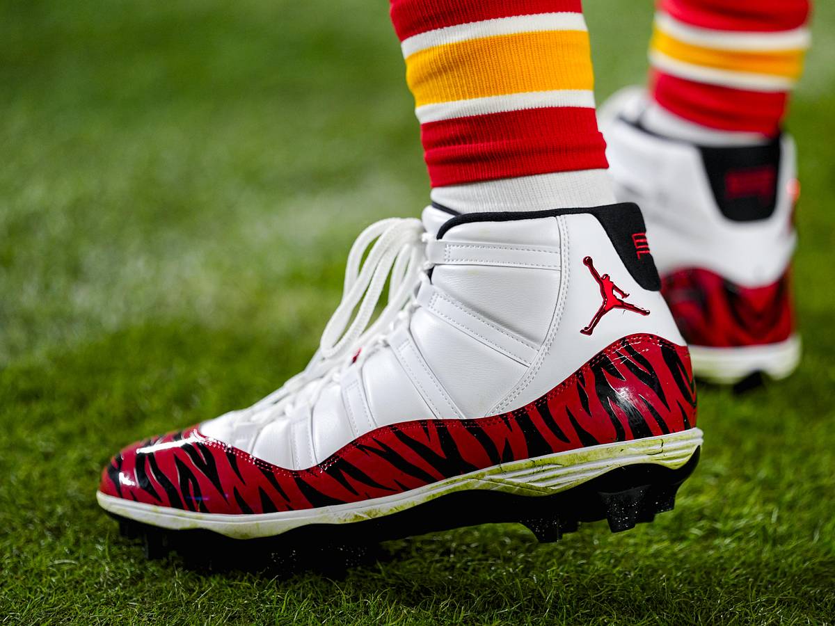 Retro Low Jordan Retro 11 Td Cleats AIR JORDAN XI 11 RETRO LOW TD 