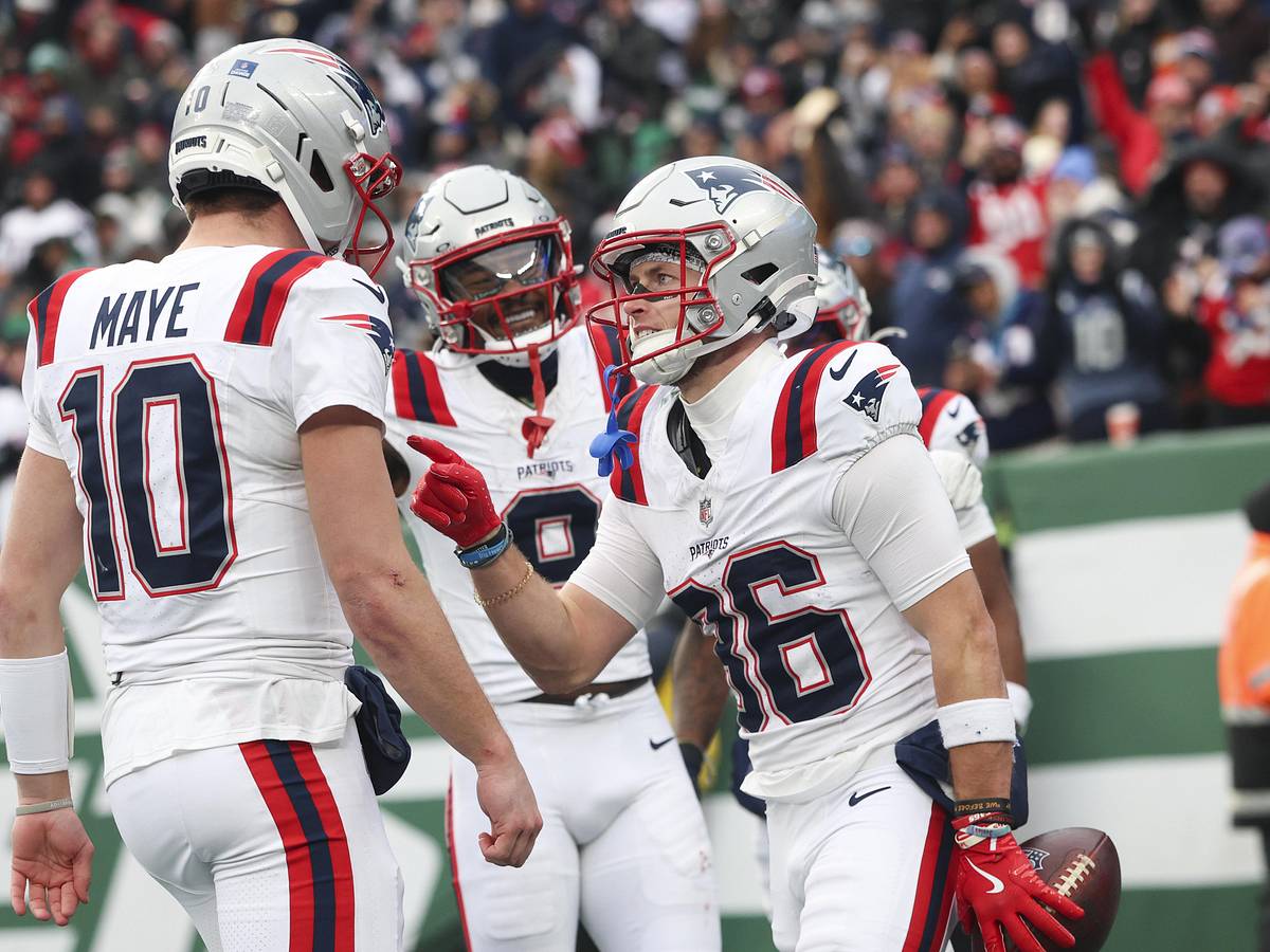 Tái cấu trúc đội hình Patriots sau khi bắt đầu giai đoạn chuyển nhượng tự do.