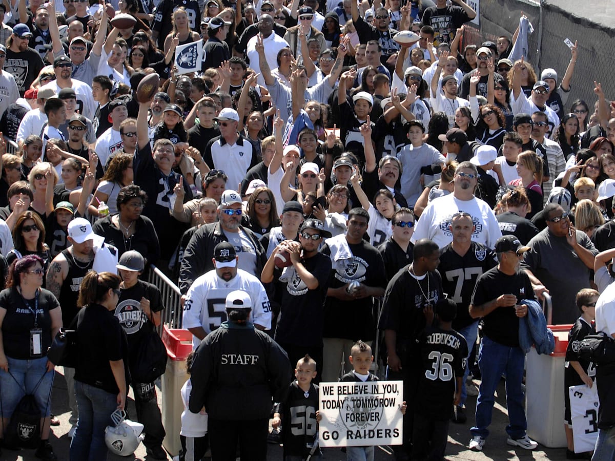 Raider Nation: The Best Fan Base in All of Football