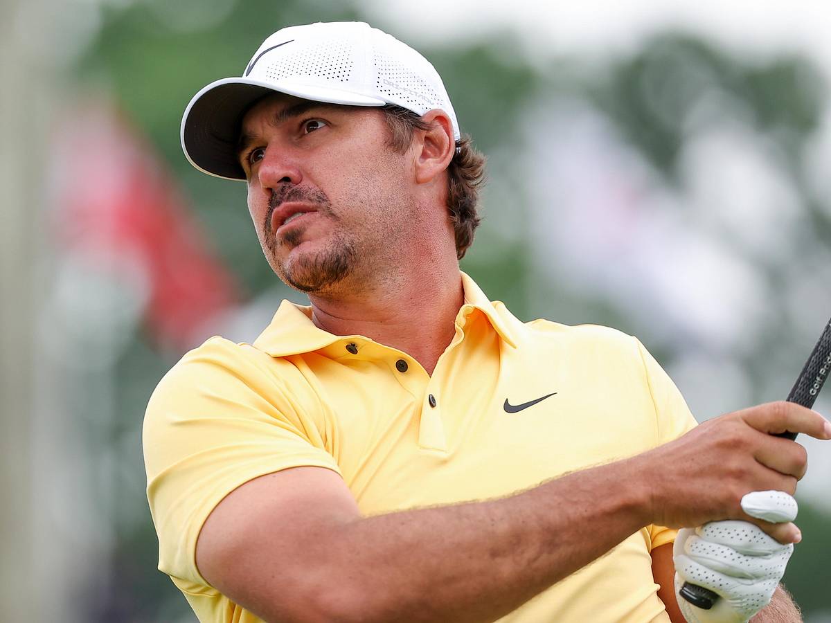 brooks koepka dipping tobacco Brooks Koepka Smashes Tee Marker Before Withdrawing from LIV Dallas