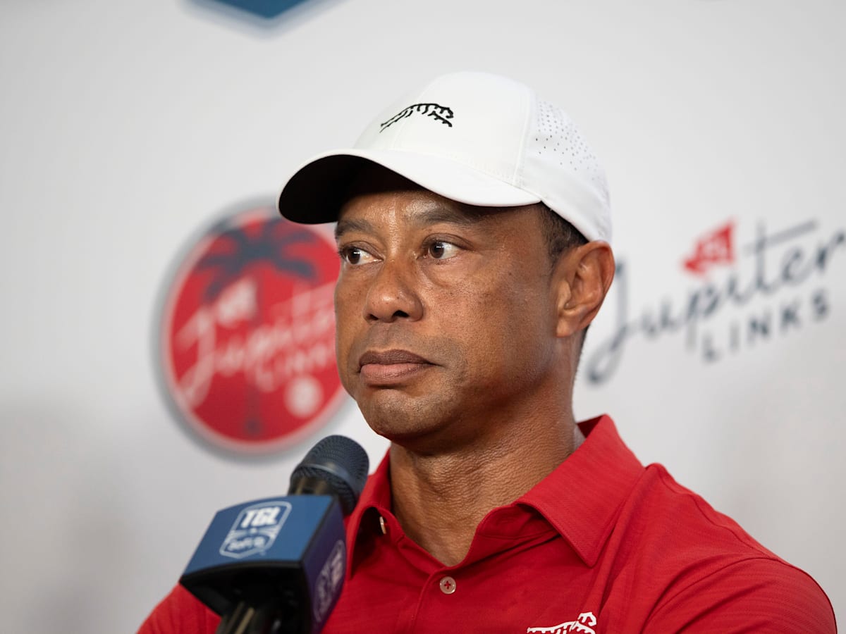 tiger woods red shirt for sale