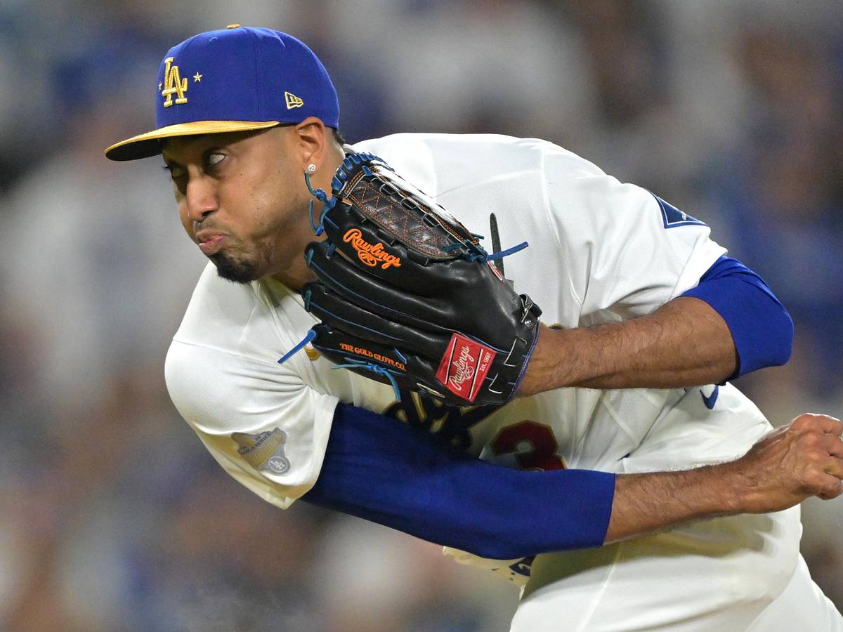 野球 Dodgers Edwin Diaz ボブルヘッド