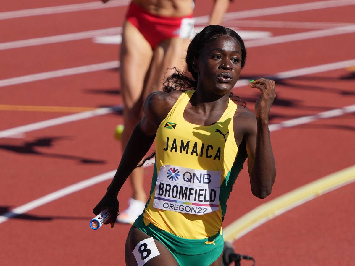 Noah Lyles' fiancée Junelle Bromfield's beach vacation swimsuit
