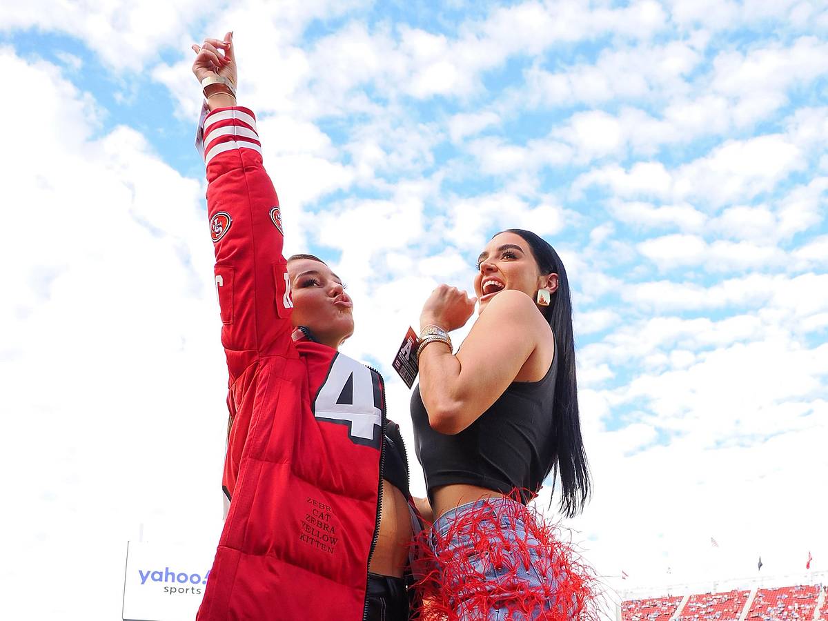 49ers WAG Kristin Juszczyk's short shorts perfectly complement