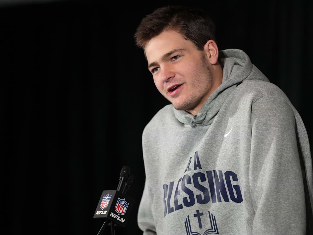 Drake Maye Has Special Moment With Wife Ann Michael Before Patriots Super  Bowl